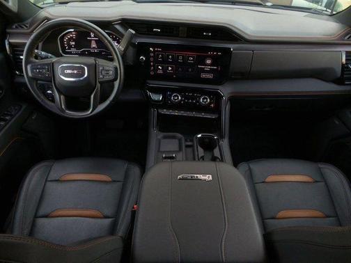 2024 GMC Sierra 2500 AT4