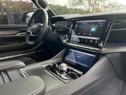 2023 Jeep Grand Wagoneer Series II