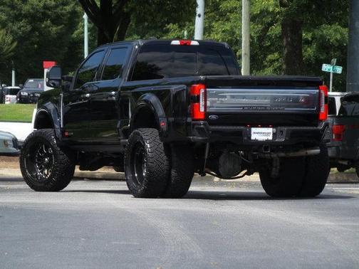 2023 Ford F-450 Platinum