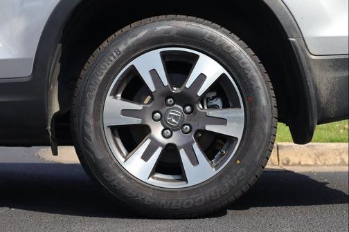 Lunar Silver Metallic 2019 Honda Ridgeline RTL