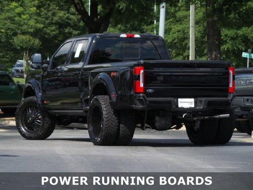 2025 Ford F-450 Platinum