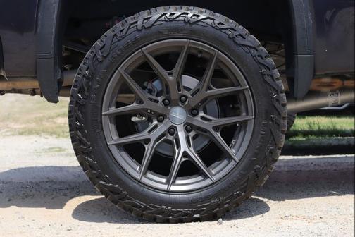 Titanium Rush Metallic 2024 GMC Sierra 1500 AT4