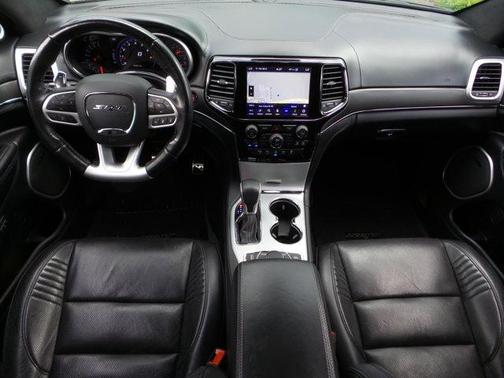 2020 Jeep Grand Cherokee SRT