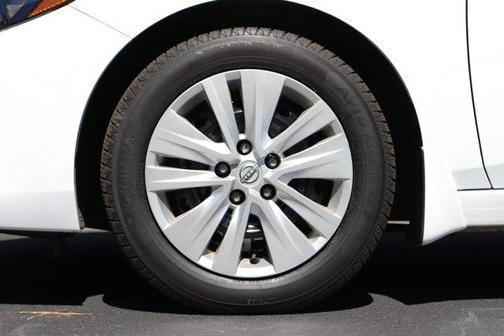 Fresh Powder 2024 Nissan Sentra S