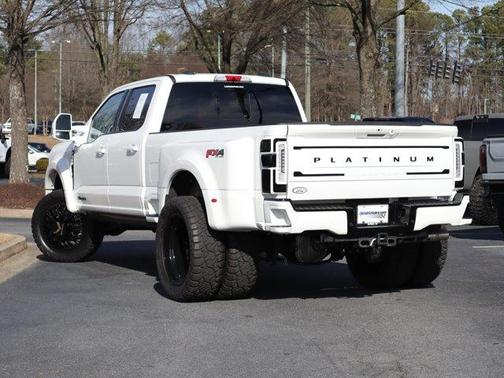 2026 Ford F-450 Platinum