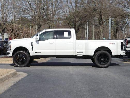 2026 Ford F-450 Platinum