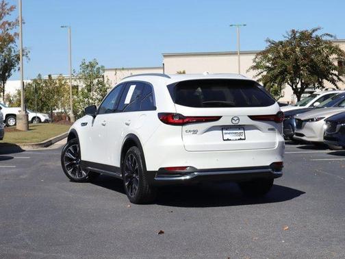 2024 Mazda CX-90 PHEV Premium Plus