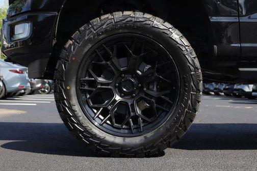 AGATE BLACK METALLIC 2024 Ford F-150 Lariat