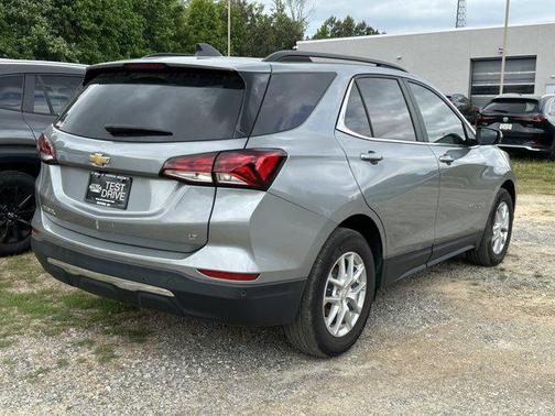 Sterling Gray Metallic 2024 Chevrolet Equinox 1LT
