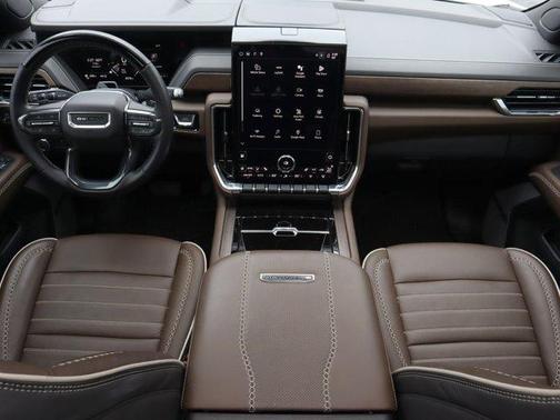 2025 GMC Yukon Denali Ultimate