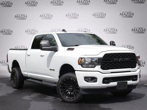 Bright White Clearcoat 2024 RAM 2500 Big Horn Crew Cab 4x4 6'4' Box