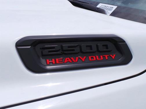 Bright White Clearcoat 2024 RAM 2500 Big Horn Crew Cab 4x4 6'4' Box