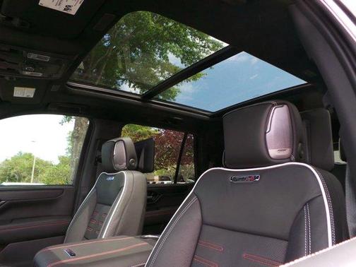 2025 GMC Yukon AT4 Ultimate