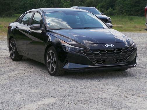 Phantom Black 2023 Hyundai ELANTRA Limited