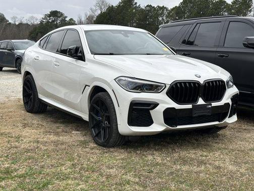 2022 BMW X6 M50i