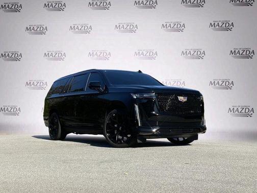 2023 Cadillac Escalade ESV Sport Platinum