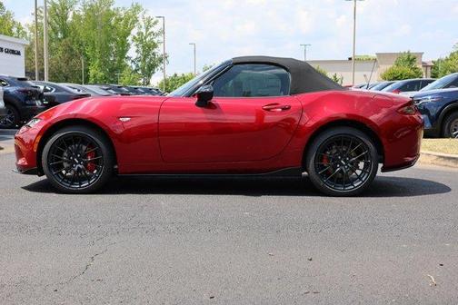 Soul Red Crystal Metallic 2026 Mazda MX-5 Miata Club