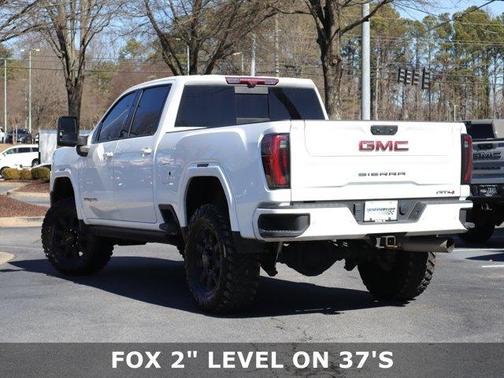 2024 GMC Sierra 2500 AT4