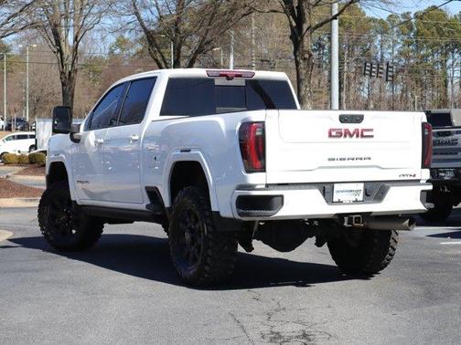 2024 GMC Sierra 2500 AT4