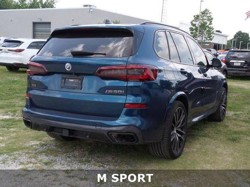 2023 BMW X5 M50i