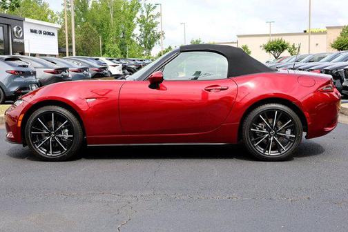 Soul Red Crystal Metallic 2026 Mazda MX-5 Miata Grand Touring