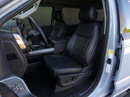 2025 Ford F-450 Lariat