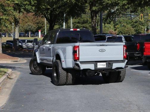 2025 Ford F-450 Lariat