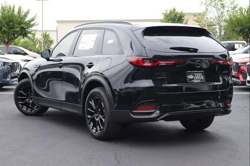 Jet Black Mica 2026 Mazda CX-70 3.3 Turbo Preferred