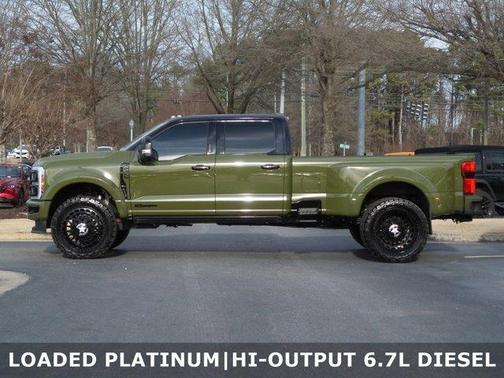 2023 Ford F-450 Platinum