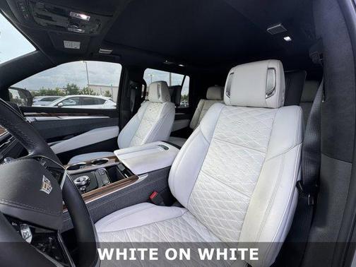 2025 Cadillac Escalade Sport Platinum