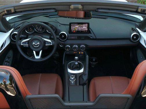 Snowflake White Pearl Mica 2023 Mazda MX-5 Miata Grand Touring
