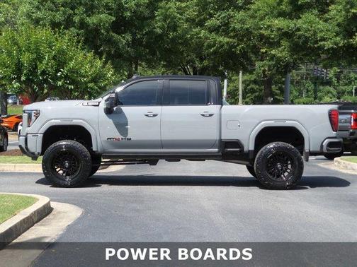 2024 GMC Sierra 2500 AT4