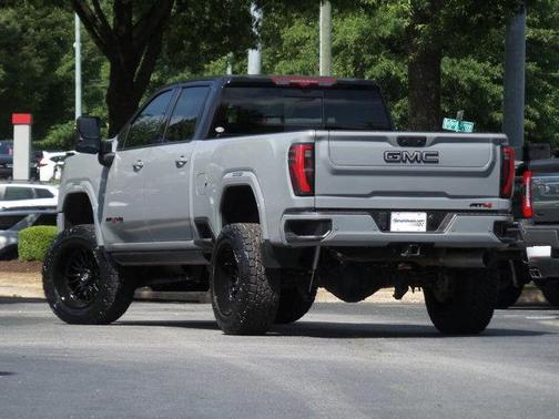 2024 GMC Sierra 2500 AT4