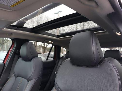 2025 Mazda CX-50 PLUS PACKAGE