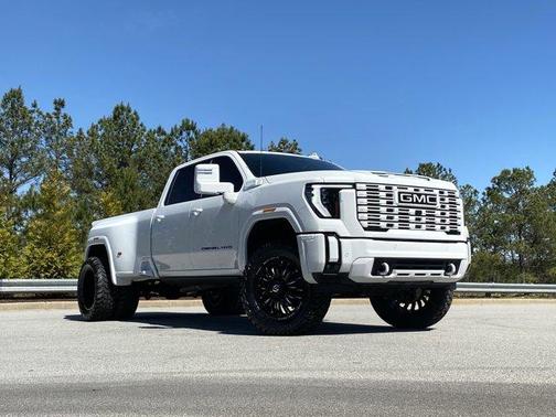 Summit White 2026 GMC Sierra 3500 Denali