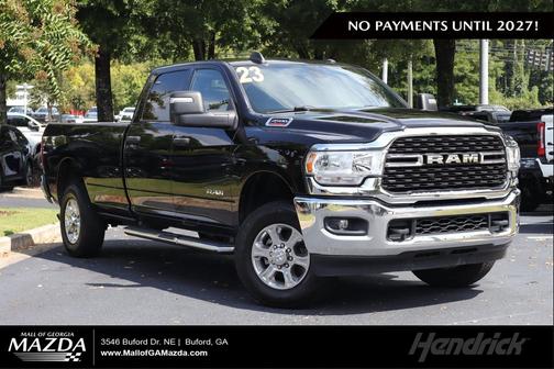 Diamond Black Crystal Pearlcoat 2023 RAM 2500 Big Horn Crew Cab 4x4 8' Box
