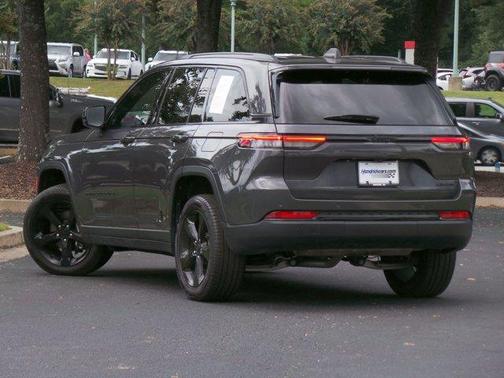 Baltic Gray Metallic Clearcoat 2025 Jeep Grand Cherokee Limited