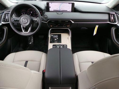 2025 Mazda CX-70 PHEV Premium Package