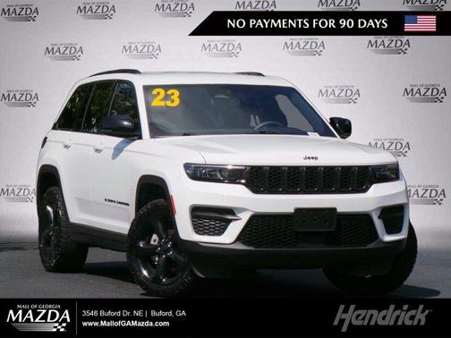 Bright White Clearcoat 2023 Jeep Grand Cherokee Altitude