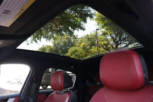 -SELECT- 2024 Porsche Cayenne Cayenne
