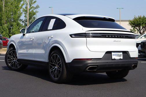 -SELECT- 2024 Porsche Cayenne Cayenne