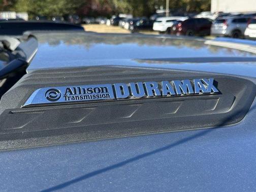 2025 Chevrolet Silverado 3500 High Country