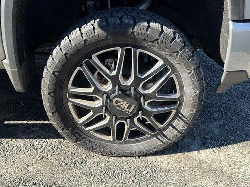 2025 Chevrolet Silverado 3500 High Country