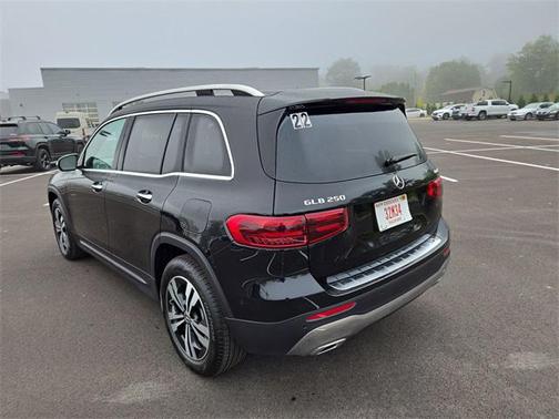 2026 Mercedes-Benz GLB 250 4MATIC