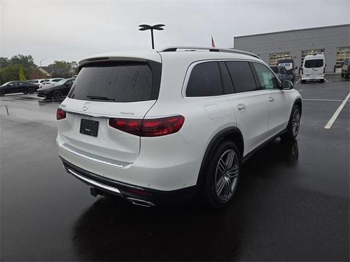 2026 Mercedes-Benz GLS 450 4MATIC