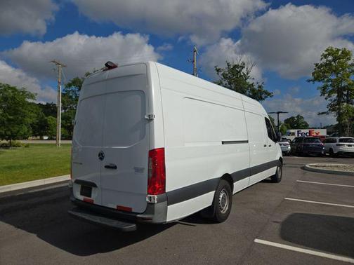 White 2022 Mercedes-Benz Sprinter 2500 High Roof