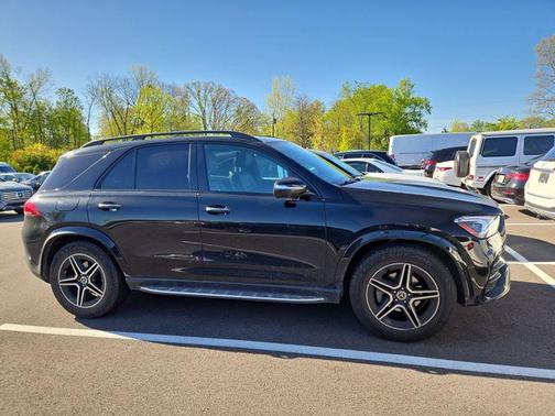 Black 2022 Mercedes-Benz GLE 350 4MATIC