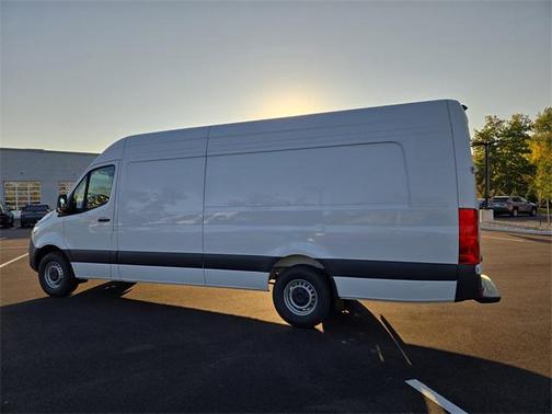 2026 Mercedes-Benz Sprinter 2500 High Roof
