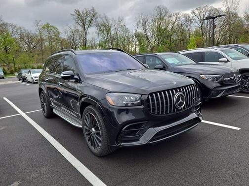 Obsidian Black Metallic 2022 Mercedes-Benz AMG GLS 63 Base