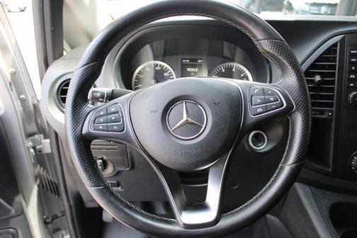 2018 Mercedes-Benz Metris Base